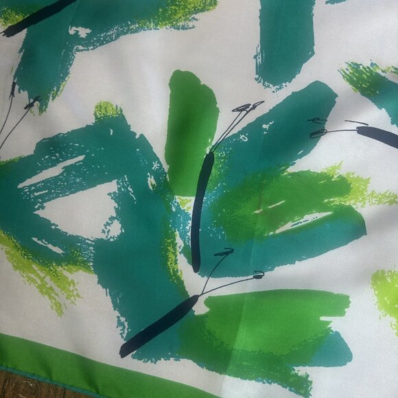 Vera Neumann Vintage Green Butterfly Square Scarf Made In Japan - Picture 8 of 10